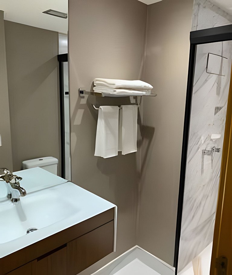 503 Flat particular dentro do Hotel Transamerica Faria lima