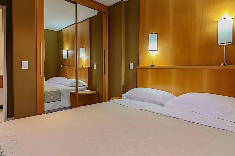 1707 Flat com duas suites com serviço de Hotel no Itaim Bibi