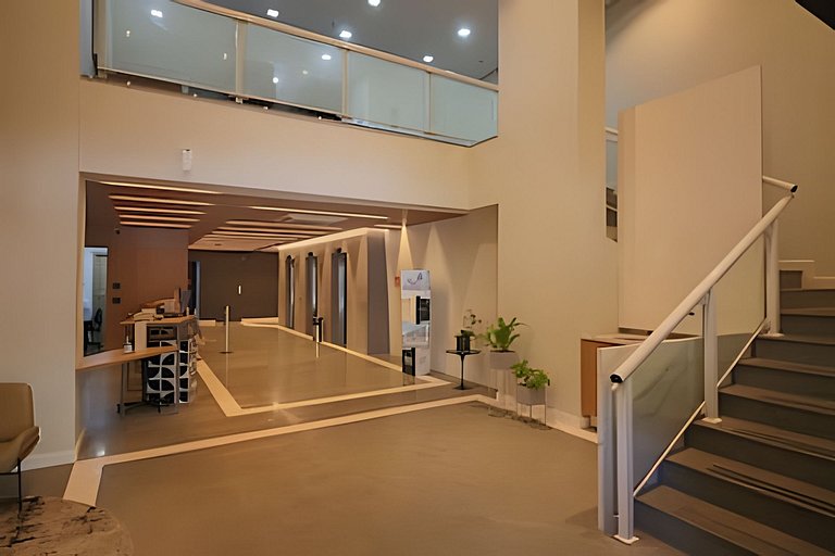1707 Flat com duas suites com serviço de Hotel no Itaim Bibi