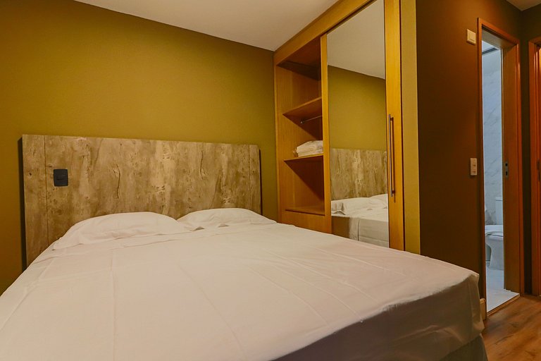 1707 Flat com duas suites com serviço de Hotel no Itaim Bibi