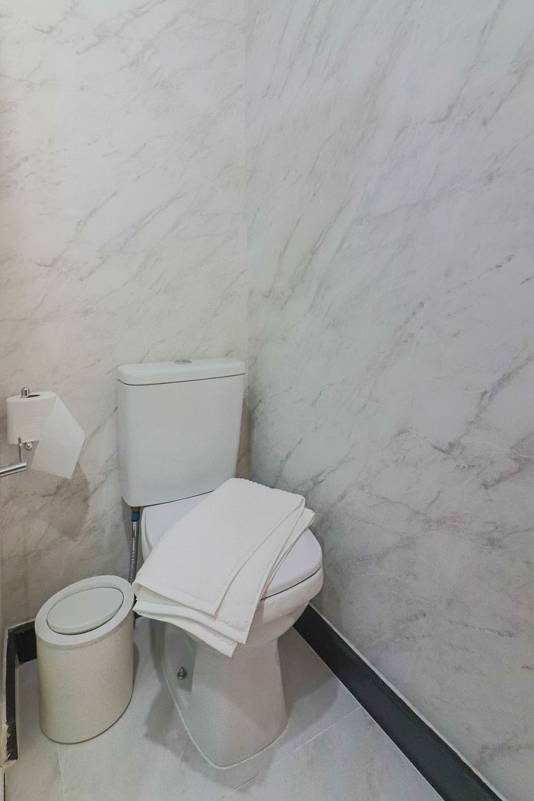 1707 Flat com duas suites com serviço de Hotel no Itaim Bibi