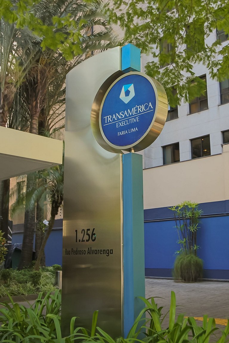 503 Flat particular dentro do Hotel Transamerica Faria lima