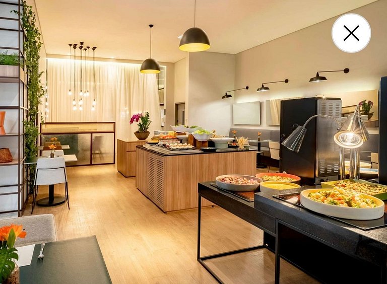 Flat particular com cozinha completa! Serviços de Hotel.