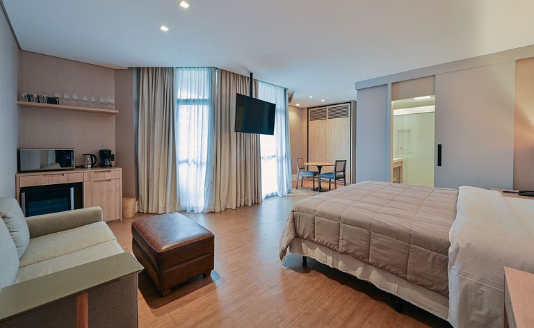 Flat com DUAS suítes dentro do Hotel Address Faria Lima