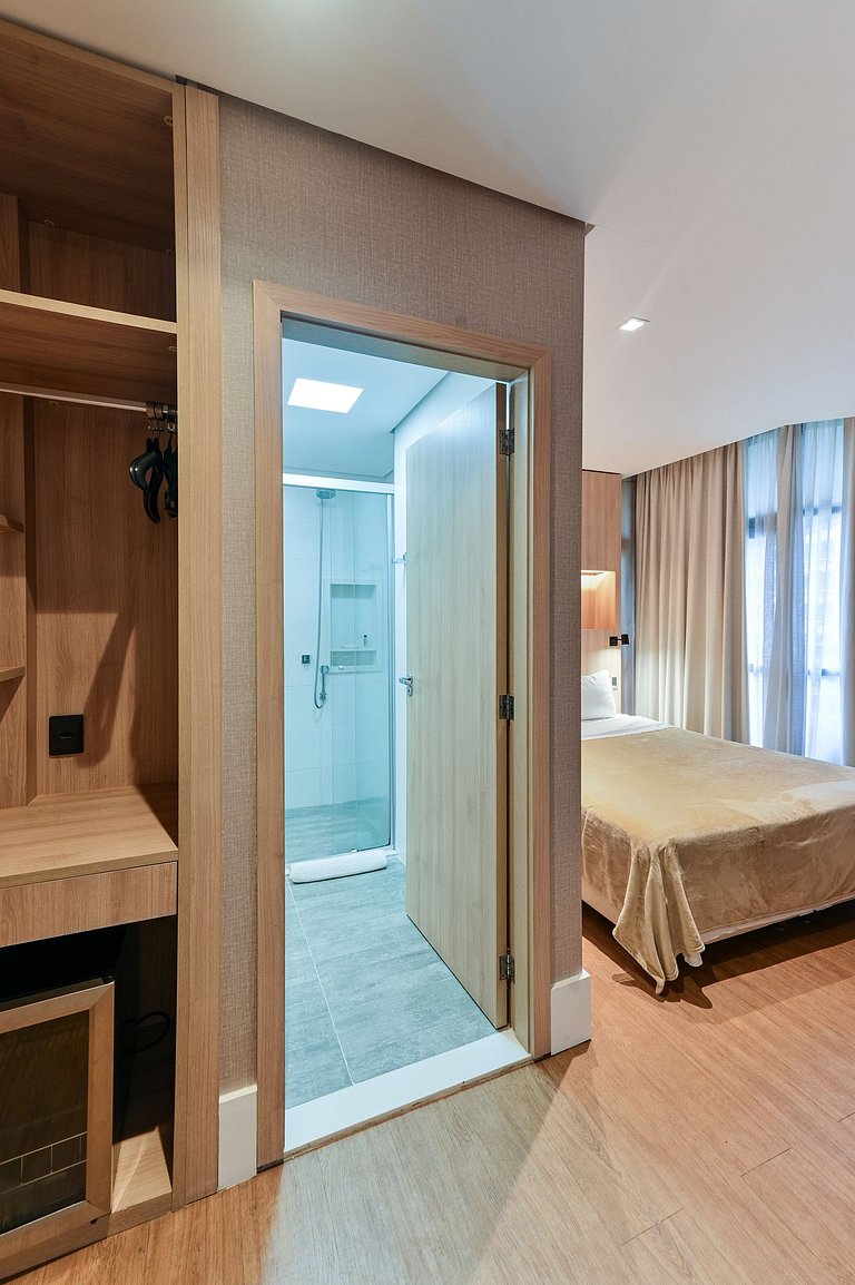 Flat com DUAS suítes dentro do Hotel Address Faria Lima